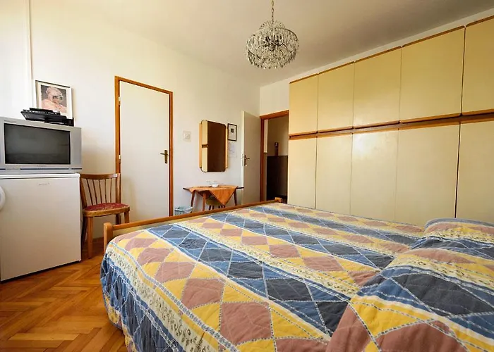Gasthuis Ab Adria Rovinj